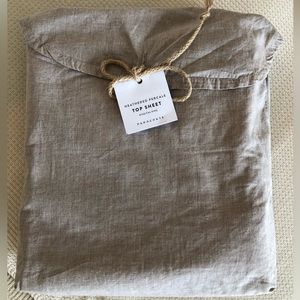 Parachute Heather Percale Top Sheet - KING/CAL KING in Light Tan.